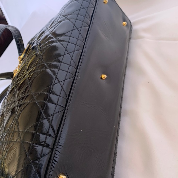 ❤️❤️SOLD❤️❤️DIOR LADY DIOR patent shoulder/handbag - Picture 7 of 16